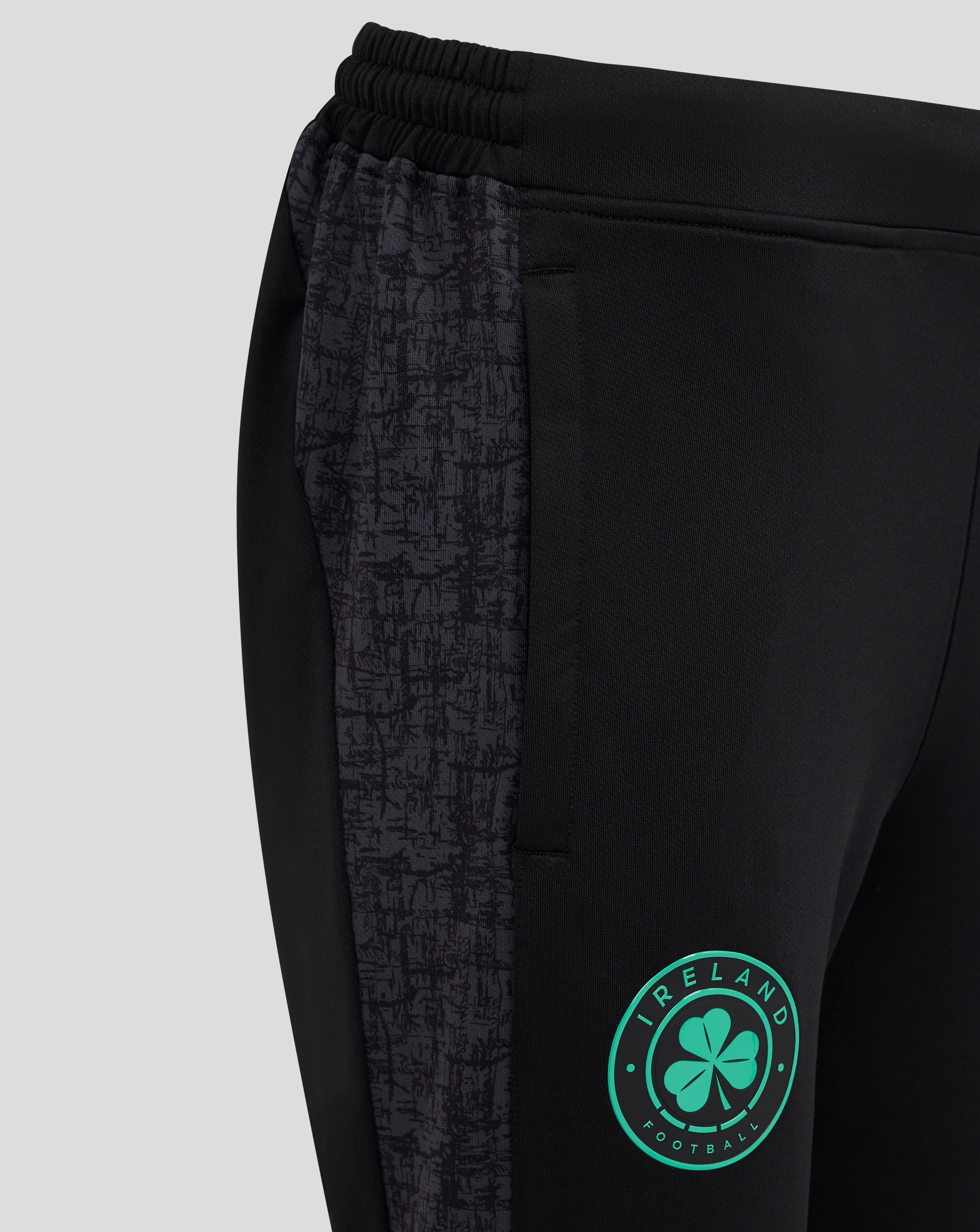 IRELAND 25/26 MEN'S TRAINING KNIT PANT- Caviar